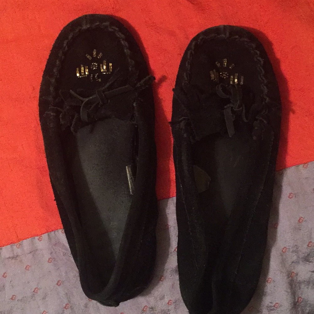 Black moccasins